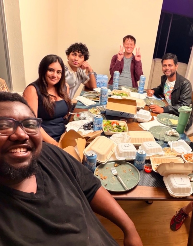 Same table, another night